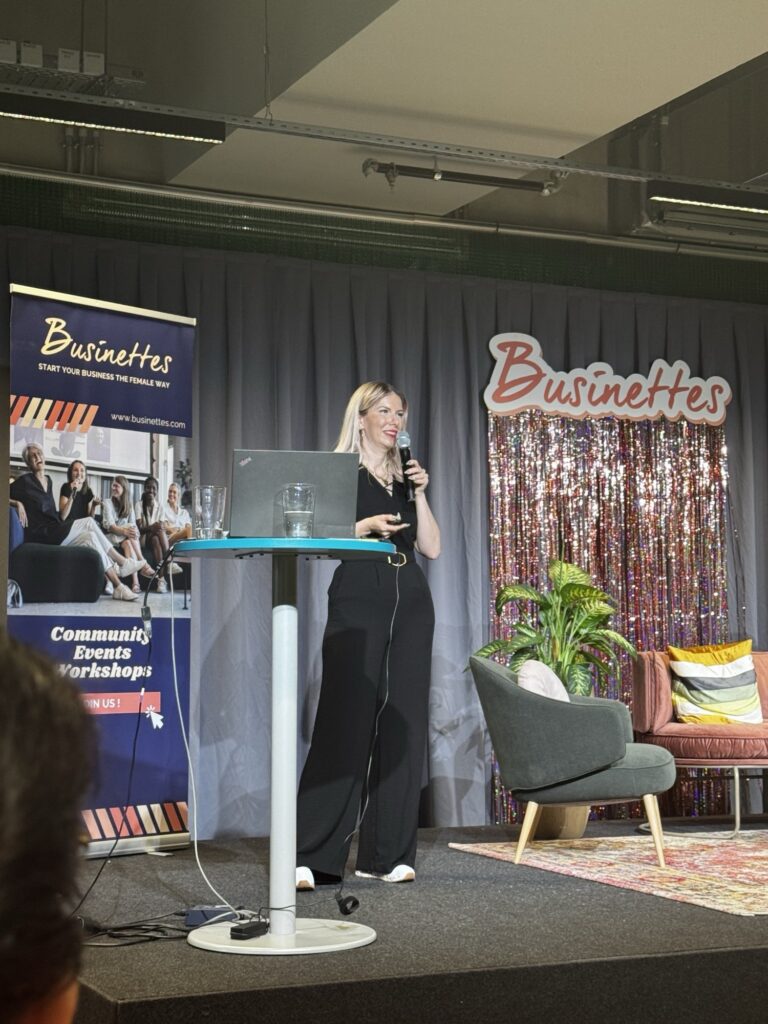 Lucie Töpfer auf der Bühne des Female Founders Summit 2025