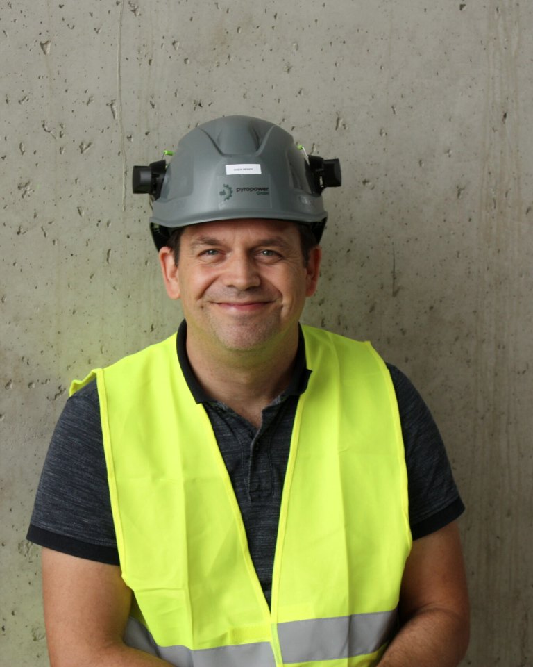 Sven W., IT and IT Administration at pyropower