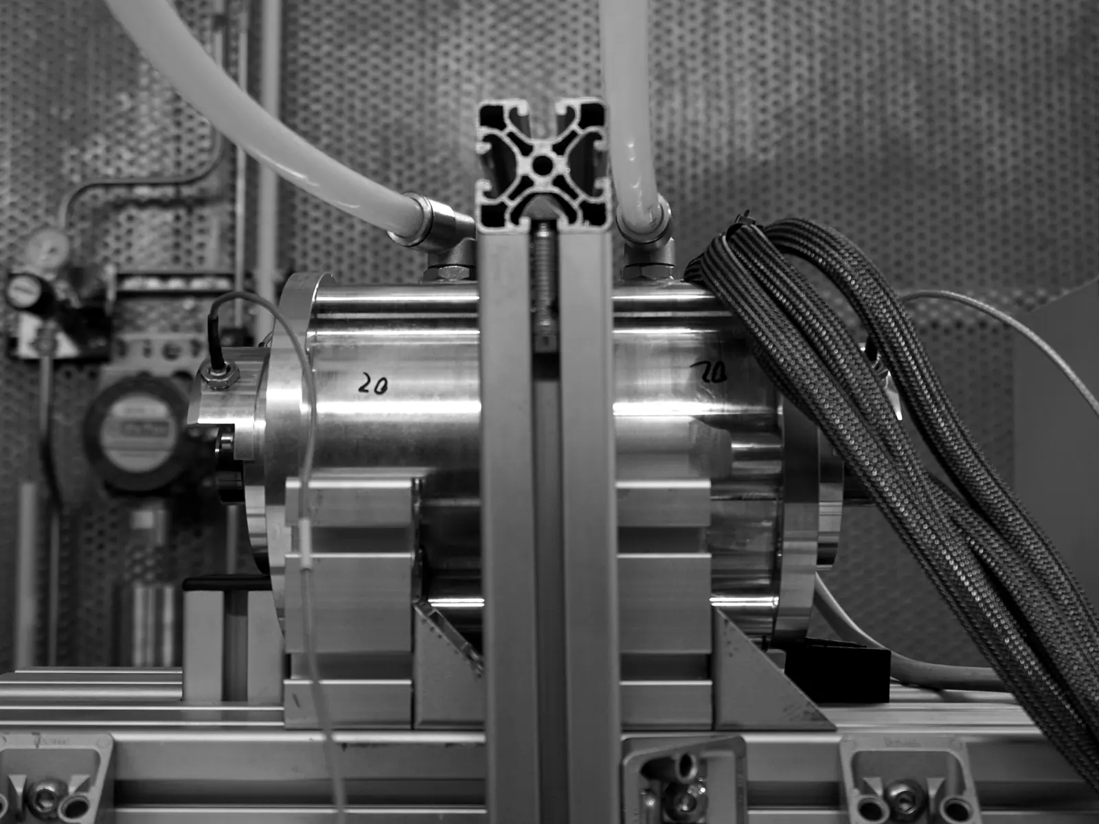 Mikrogasturbine auf einem Prüfstand