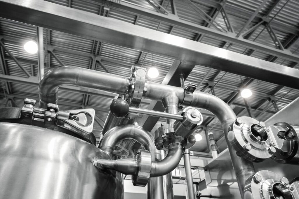 Rohrleitungen in einer Industrieanlage